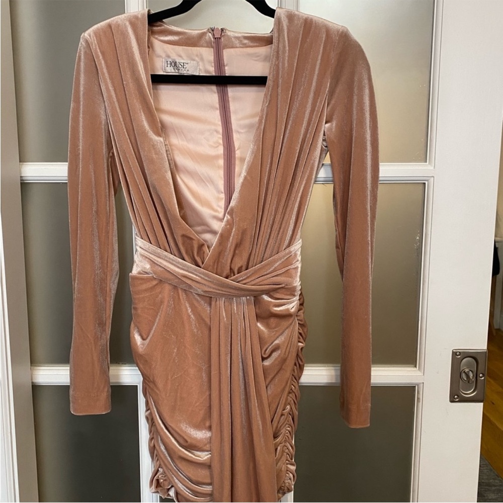House of CB Blush Pink Velvet Mini Dress - Picture 4 of 5
